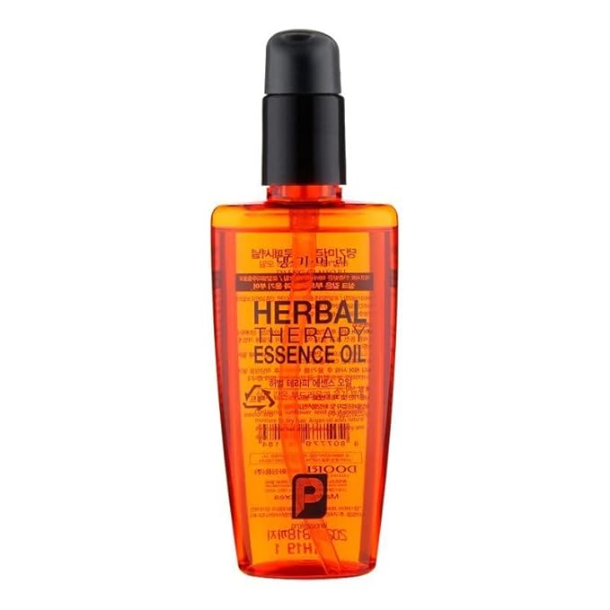 Daeng Gi Meo Ri- Professional Herbal Therapy Essence Oil, Intensively Nourishing and Protecting Hair, Soft and Smooth, Creating a Thin Layer on the Surface, 140 ml