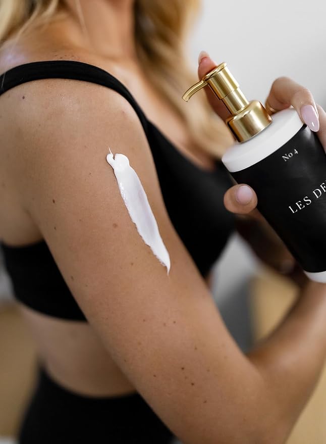 Les Deux Ultra Hydrating Body Lotion for Dry Skin - Moisturizing SKIN MOISTURIZER with Shea Butter, Jojoba Oil, Aloe - All Day Hydration, 10 Fl OZ, No 4 - (Bergamot, Sandalwood, Vanilla)