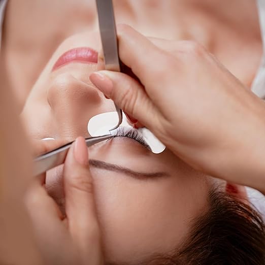 100 PCS Foam Eye Pads Lash Extensions, Under Eye Pads for Lash Extensions Eyelash Pads Sticky Lash Eye Pads Lint Free Lash Lift Pads Professional Eye Makeup Pads for Eyelash Extensions Beauty Supplies