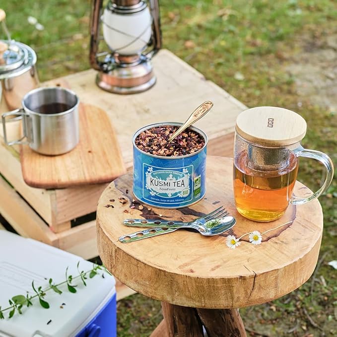 Kusmi Tea - AquaFrutti - Organic Blend of Hibiscus, Pomegranate, Apple, Blackcurrant & Goji Berries - Caffeine Free Tea - Enjoy Hot or Iced - Loose Leaf Tea - Tin Box of 3.5 oz for about 50 cups