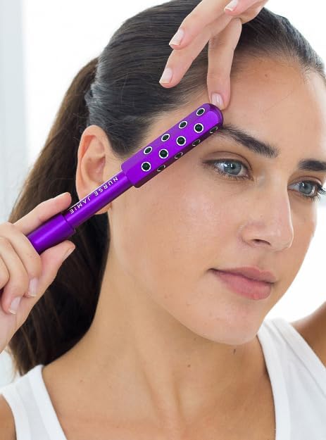 Nurse Jamie Uplift Massaging Beauty Roller, 1.05 Fl Oz (Pack of 1)