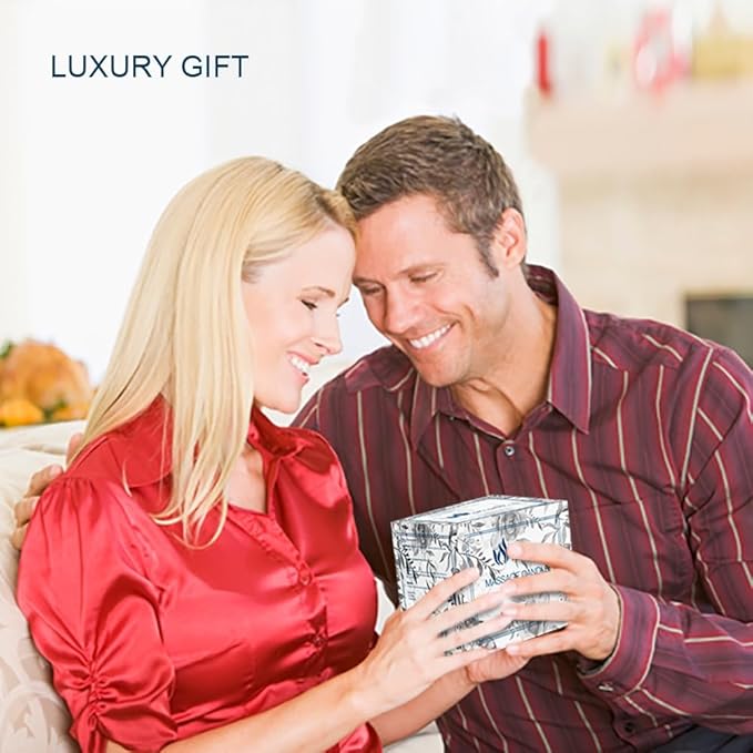 MELONY Soy Massage Oil Candle | Coffee & Whiskey | Low Temp | 2.82 OZ / 80G | Perfect Intensive Skin Treatment Candle | Nourishing with Almond Oil, Shea Butter & Cocoa Butter | Massage & Moisturise